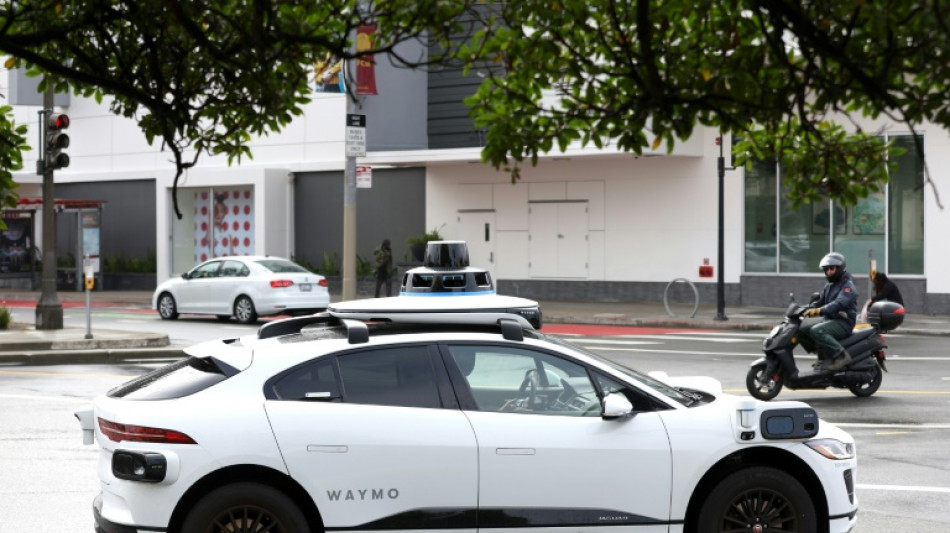 Uber taps into self-driving tech of former rival Waymo