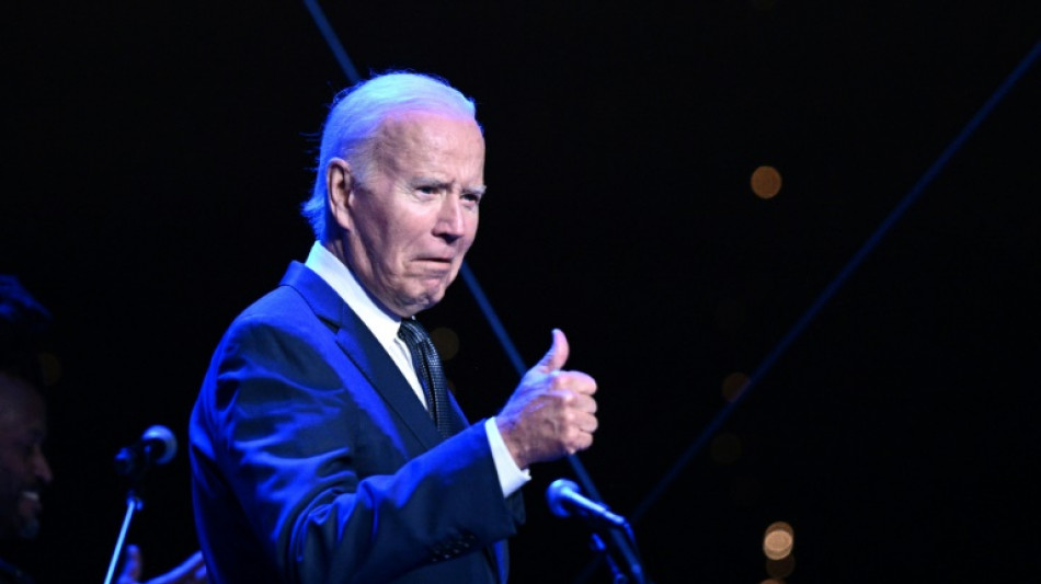 Biden cumple 81 años y los votantes muestran preocupación por su edad