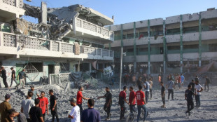 Defesa Civil de Gaza reporta 17 mortos em bombardeio a complexo escolar