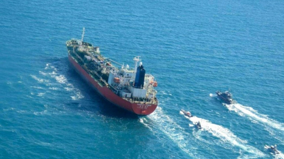 Irán incauta dos barcos extranjeros por contrabando de combustible