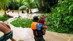 La tormenta tropical arremete contra Filipinas, que revisa a la baja el saldo de muertos
