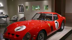 Un Ferrari de 1962 se subasta por USD 51,7 millones en Nueva York