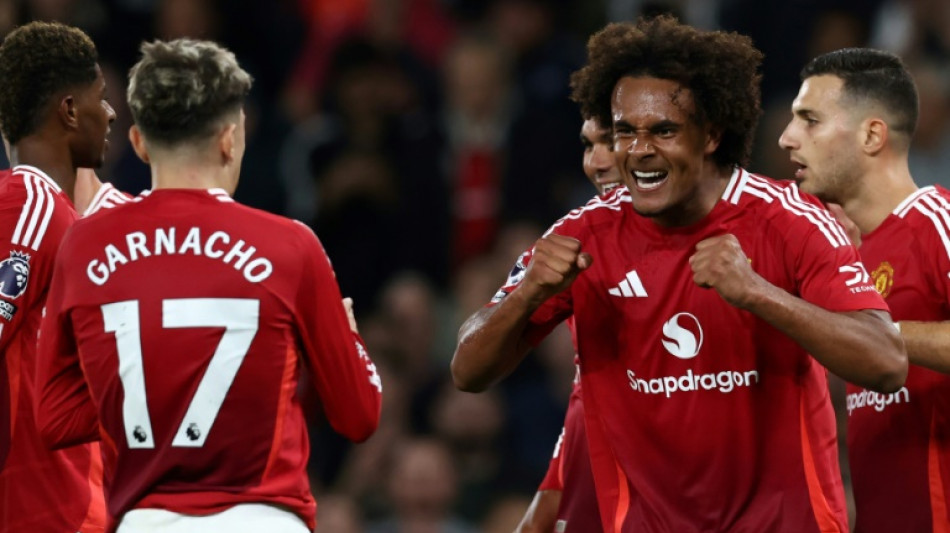 Zirkzee an instant hero as Man Utd beat Fulham in Premier League opener