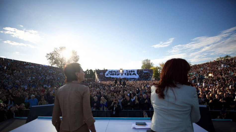 Argentina, Cristina Kirchner attacca l'anarco-capitalista Milei