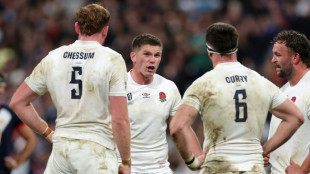 England to keep Test ban on overseas-based players