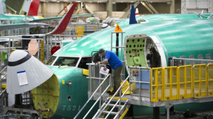 Boeing registra perdas de US$ 6,2 bilhões e sindicato prorroga greve