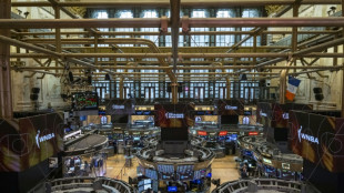 Wall Street termine en hausse, énièmes records pour Nasdaq et S&P 500