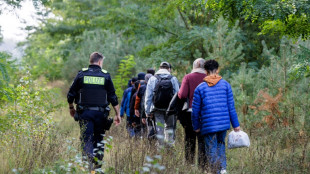 Alemania persigue a traficantes de personas para frenar flujo de inmigrantes