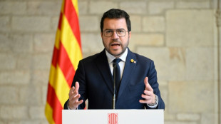 El presidente catalán convoca elecciones regionales anticipadas el 12 de mayo