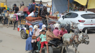 Gaza: la Défense civile annonce une nouvelle frappe meurtrière sur un camp de déplacés