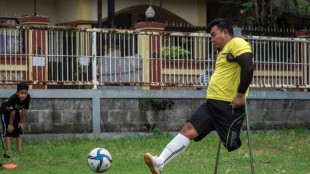 One-legged Indonesian keeps football dream alive