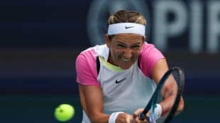 Azarenka battles into Miami semis, Rybakina beats Sakkari