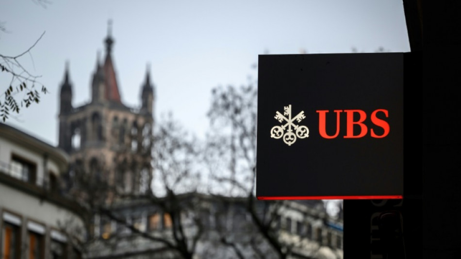 UBS net profit down in Q3 as revenues fall