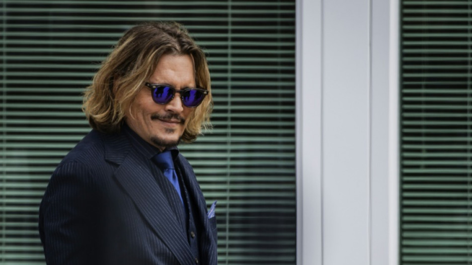 Los abogados de Johnny Depp contradicen las acusaciones de Amber Heard