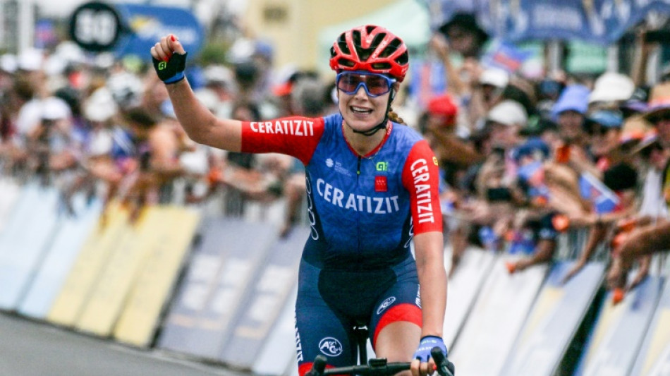 Dutch rider Hengeveld wins opening stage in women's Tour Down Under